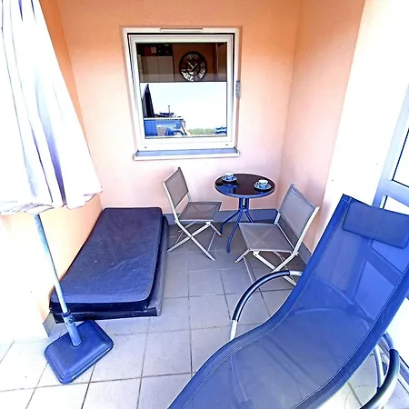 Apartament Lesna Dla 4 *